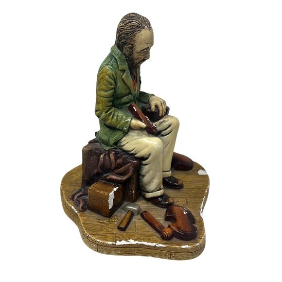 Vintage 1976 Naturecraft "Violin Maker" No. 861 Hand Painted Stoneware Sculpture - Picture 9 of 14